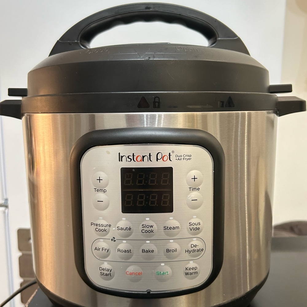 Instant Pot Duo Crisp XL 8Qt 11-in-1